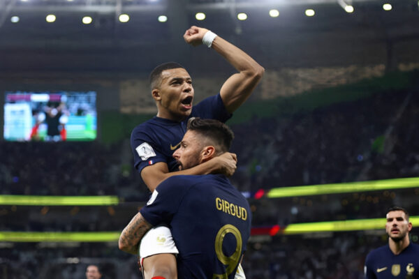 Giround e Mbappé França