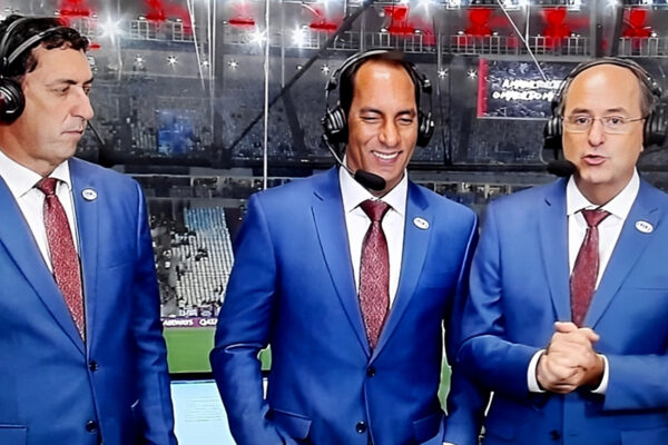 Edmundo em transmissão do FOX Sports