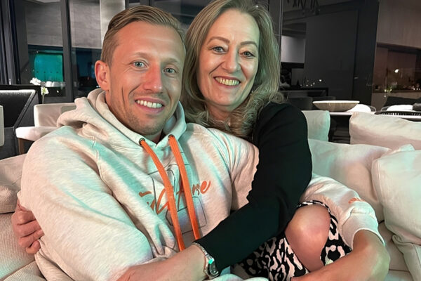 Lucas Leiva e a mãe