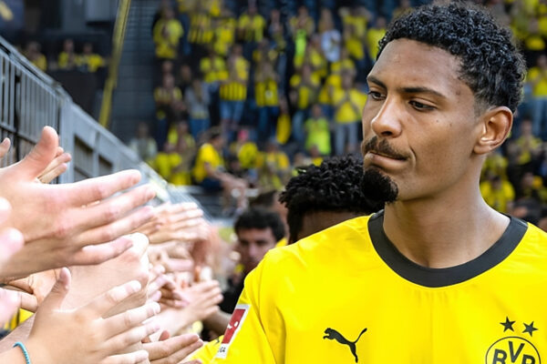 Sébastien Haller no Borussia Dortmund